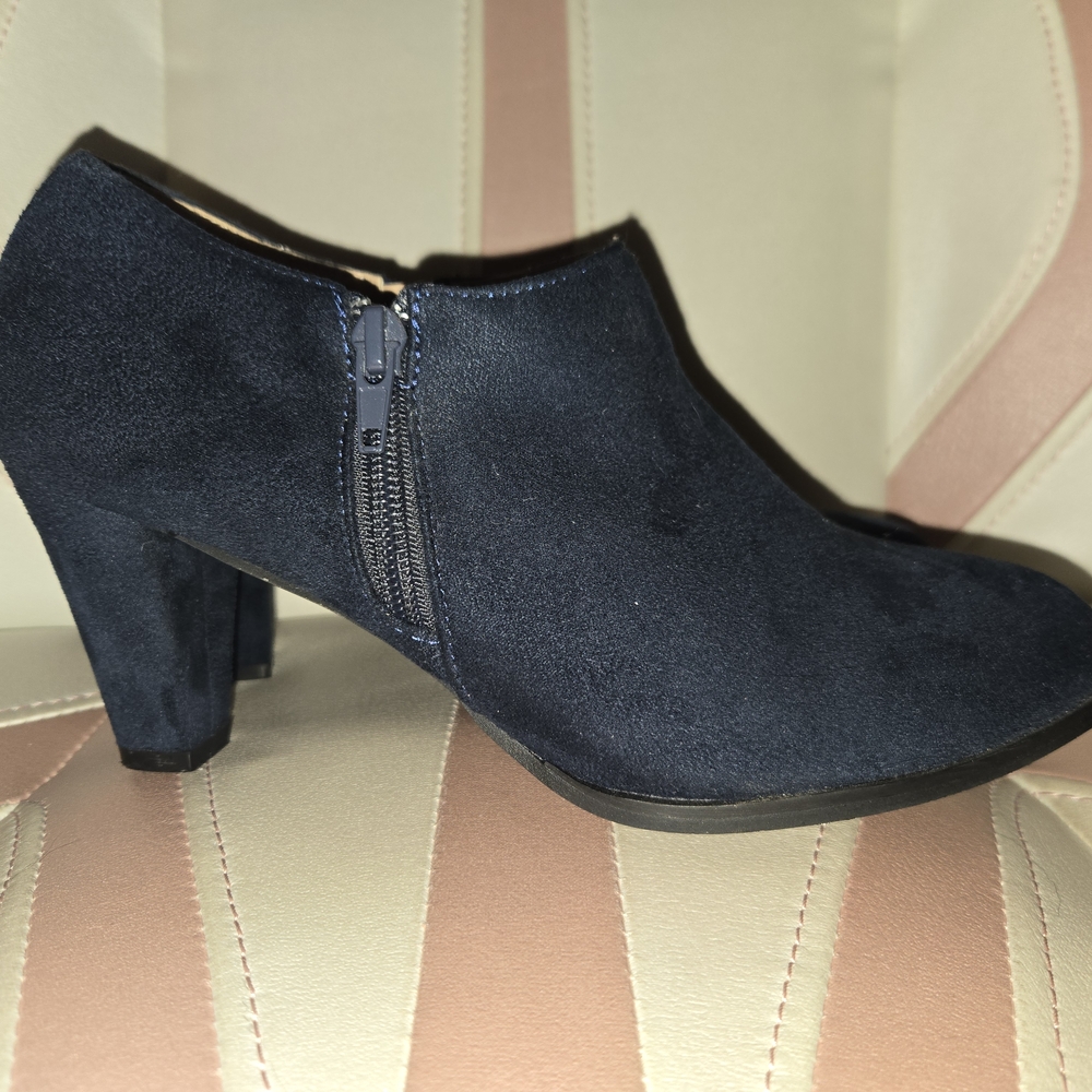 Journee Collection Midnight Blue Heeled Boots